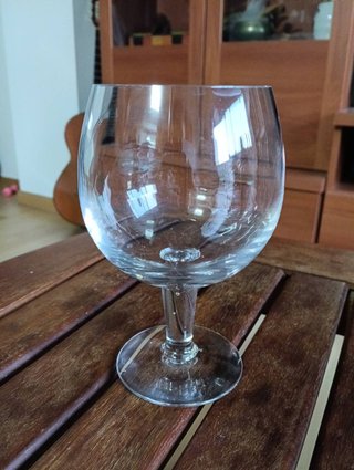 Coctelera y 6 copas de cristal - Urge
