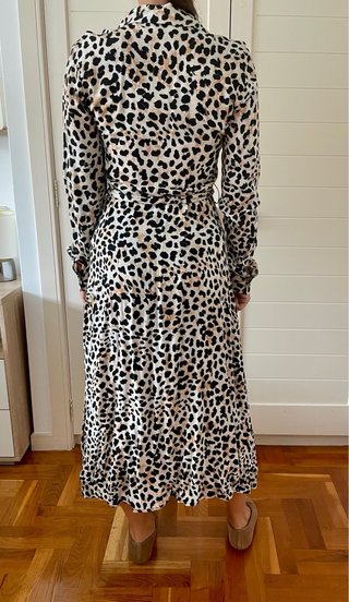 Vestido largo estampado leopardo Stradivarius Tall
