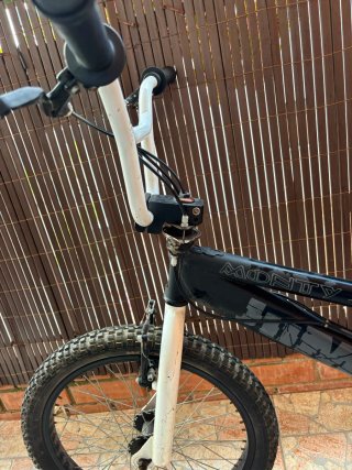 Bicicleta Monty Trial