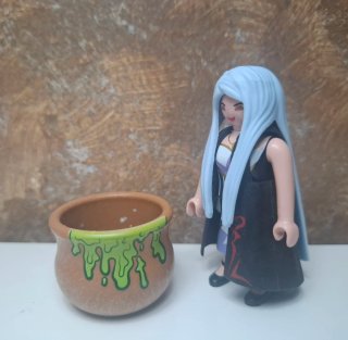 Playmobil custom bruja halloween