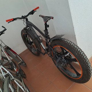 Bicicleta Fat Bike en ótimo estado geral