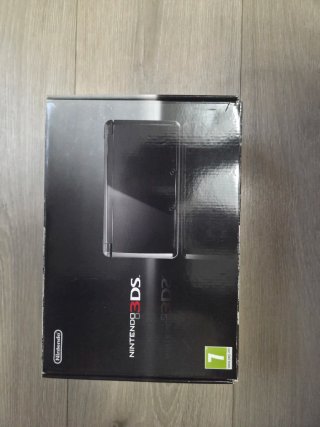 Nintendo 3DS Negra + H Shop