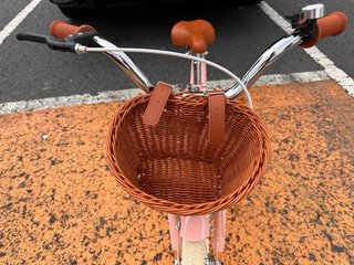 Bicicleta infantil rosa sin usar