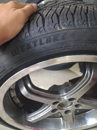 4 llantas sin neumaticos