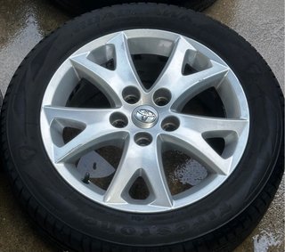 Llantas Toyota Corolla 16 pulgadas