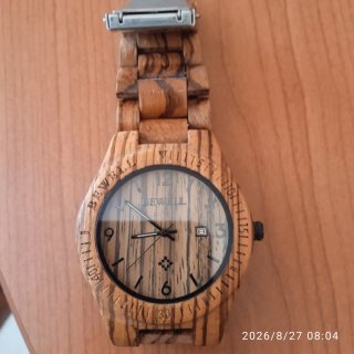 Orologio BEWELL in legno