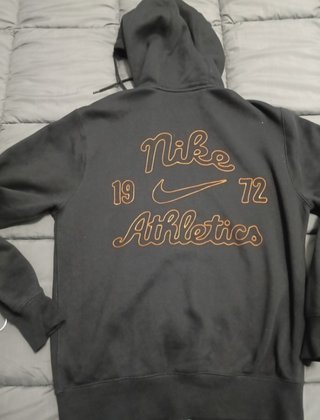 Chaqueta Nike Negra con logo