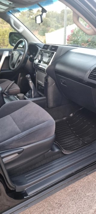 Toyota Land Cruiser 150 2018
