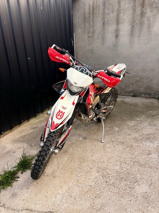 Husqvarna TE449 Enduro Moto