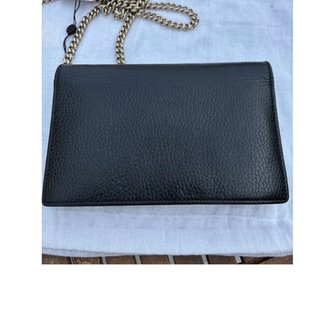 Bolso Pochette Gucci Negro Cadena