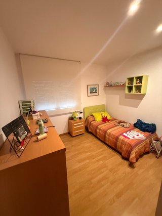 2 casas + almacen + oficina