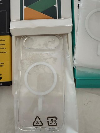 Fundas y Cristal Protector iPhone Air