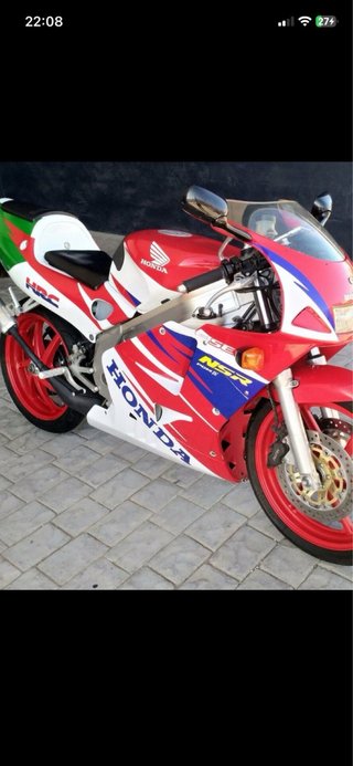 Honda NSR 250 MC28 Roja y Blanca