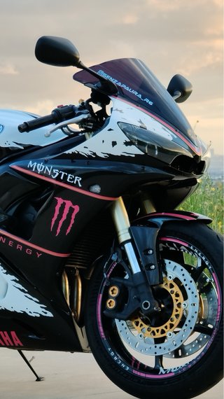 Yamaha R6 2005