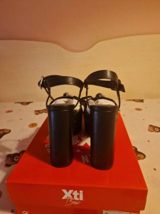 Sandalias Zara Tacón Plataforma Cadena