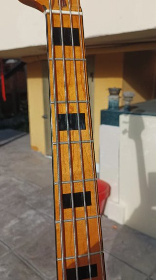 Squier Precision Bass Classic Vibe 57