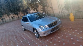 Mercedes-Benz Clase C 2006