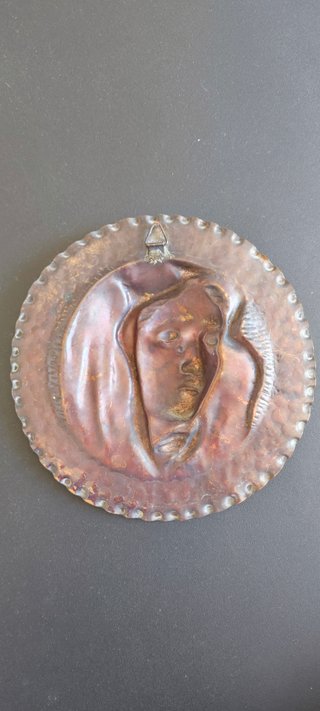Madonna rilievo metallo marrone oro