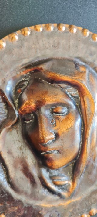 Madonna rilievo metallo marrone oro