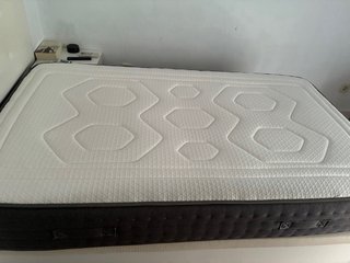 Canapé 105x180cm + Colchón + Cabecero.