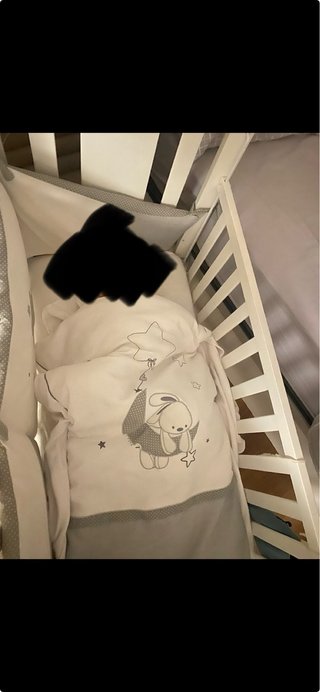 Cuna con chichonera y edredón a juego+ colchon