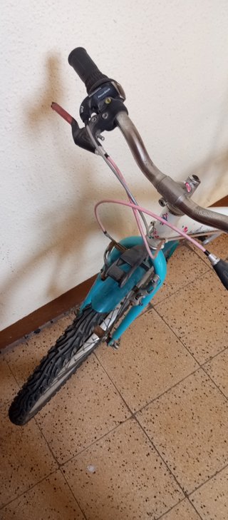 Bicicleta Infantil Btwin "24" y 6V