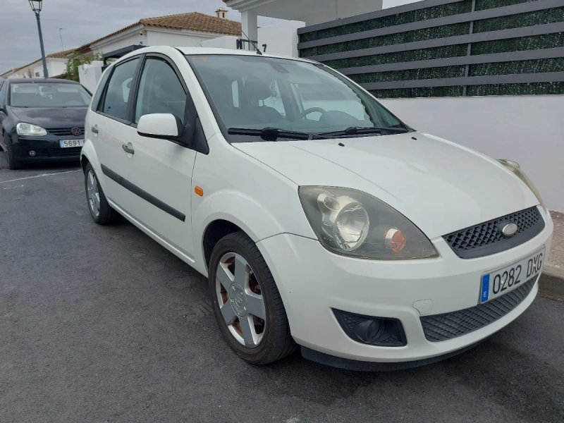 Ford Fiesta 2006 - foto 1