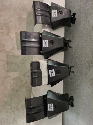 Baca de techo CRUZ Airo T para VW Golf