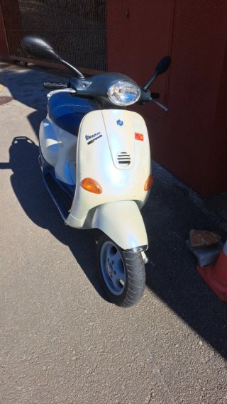 Vespa ET2 50cc Scooter