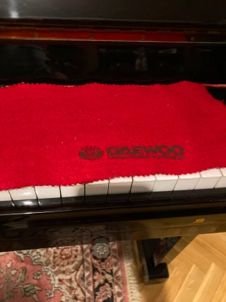 Piano Vertical Royale Negro Brillante