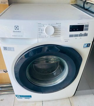 Lavadora Electrolux PerfectCare 600