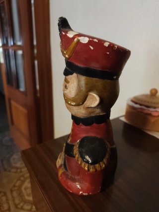 Figura militar antigua decorativa
