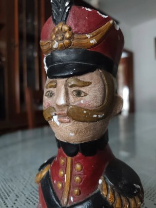 Figura militar antigua decorativa
