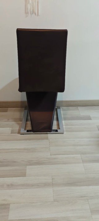 6 Sillas modernas cuero y metal