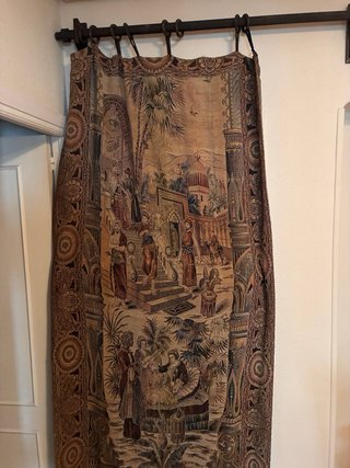 Cuadros textiles antiguos reliquia