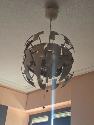 Lámpara colgante esférica Ikea