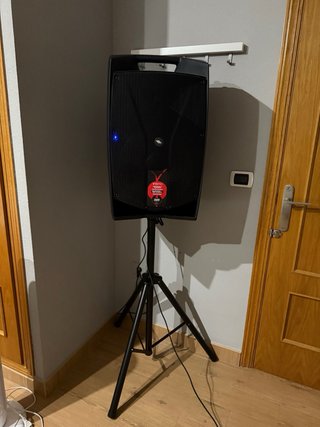 Altavoz Profesional PRO V15PRO Autoamplificado 600