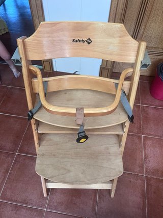 Trona de madera Safety 1st