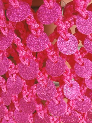 Borsa a rete fatta a mano con paillettes