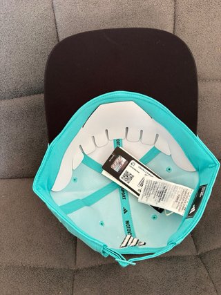 Gorra Mercedes Benz F1 Adidas Turquesa