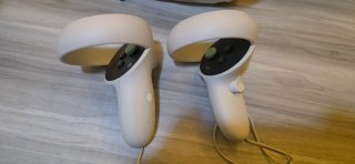 Meta Quest 2 + Bobovr M2 Pro + Soporte