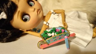 Carretilla Flores Muñeca Blythe