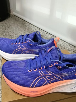 Zapatillas ASICS running azul y naranja