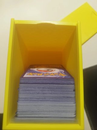 Caja Almacenamiento Cartas Pokémon Game Boy