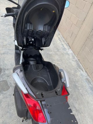 YAMAHA XMAX 125 (OPORTUNIDAD)
