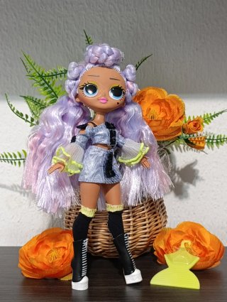 Muñeca LOL OMG