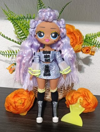 Muñeca LOL OMG