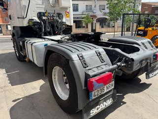 SCANIA R450