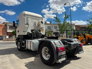SCANIA R450