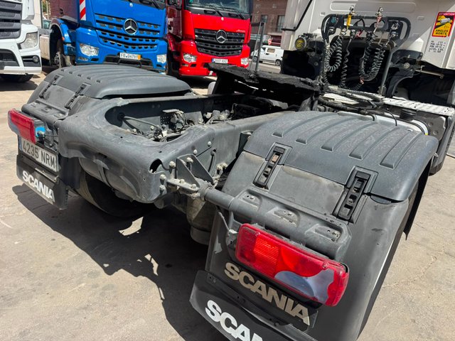SCANIA R450